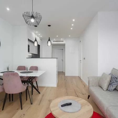 Lejlighed Luxury Beachfront Krk With Terrace - With Terrace Krk Town